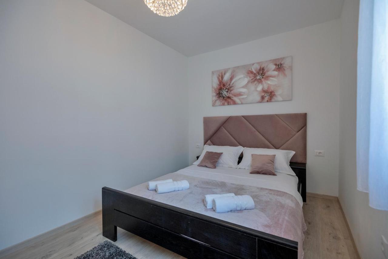 Luxury Apartment Makarska 2Min From Beach Luaran gambar