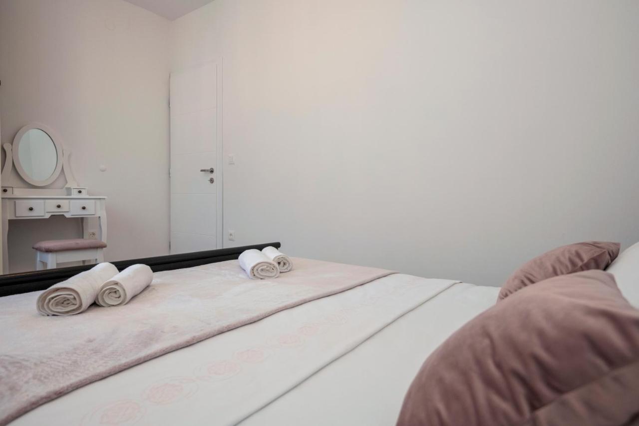 Luxury Apartment Makarska 2Min From Beach Luaran gambar