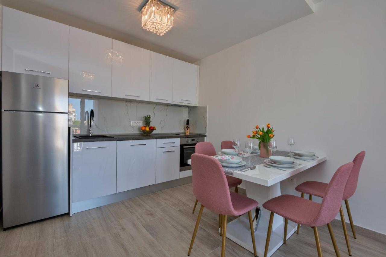 Luxury Apartment Makarska 2Min From Beach Luaran gambar